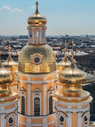 В Петербурге открылась смотровая площадка на вершине колокольни собора Владимирской иконы Божией Матери. Фото t.me/visit_petersburg