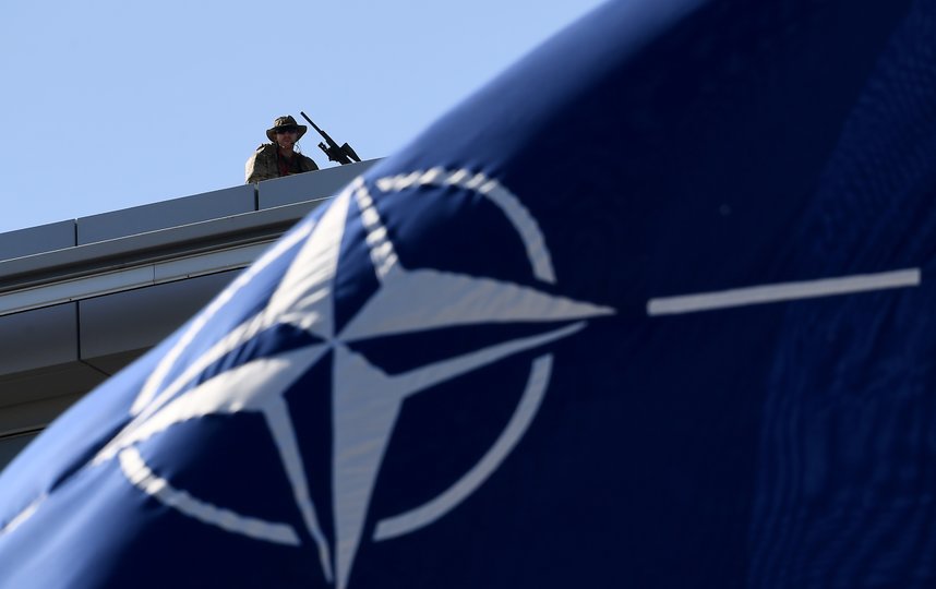 Постпреды стран НАТО подписали в Брюсселе протоколы о присоединении Финляндии и Швеции. Фото Getty