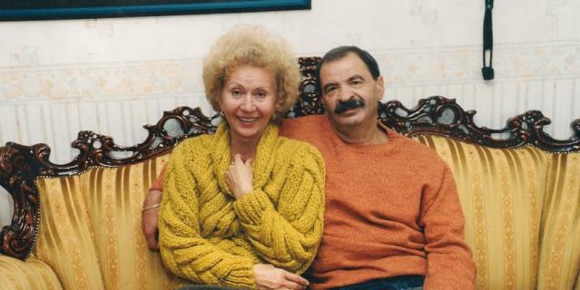 2002 год, съёмка у родителей дома / фото из личного архива Дениса Клявера.