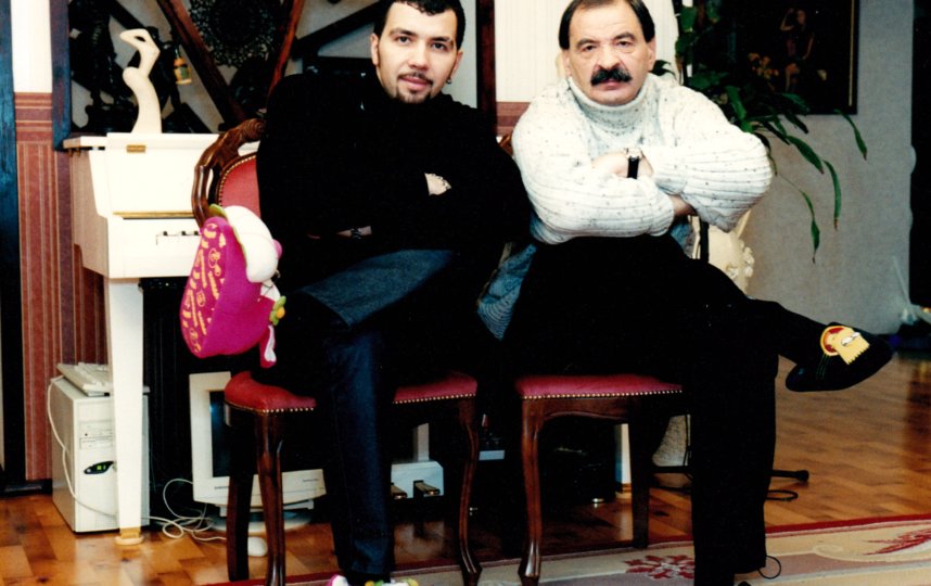 Денис Клявер с любимым папой Ильёй Олейниковым / фото из личного архива Дениса Клявера. 