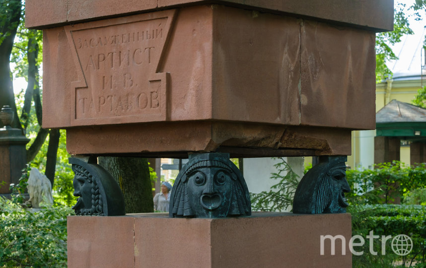 По надгробным памятникам старинного кладбища можно изучать, как менялась архитектура за три столетия. Фото Алена Бобрович, "Metro"