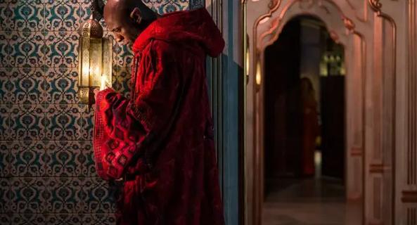 ������ ������� � ����� ����� � ������ "��� ������ ��� �������". Courtesy of Metro Goldwyn Mayer Pictures Inc. / � 2022 Metro-Goldwyn-Mayer Pictures Inc. All Rights Reserved.