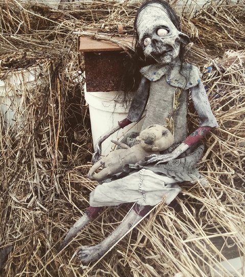 Кукла "Страшная девочка". Фото предоставлено Анастасией Житиневой