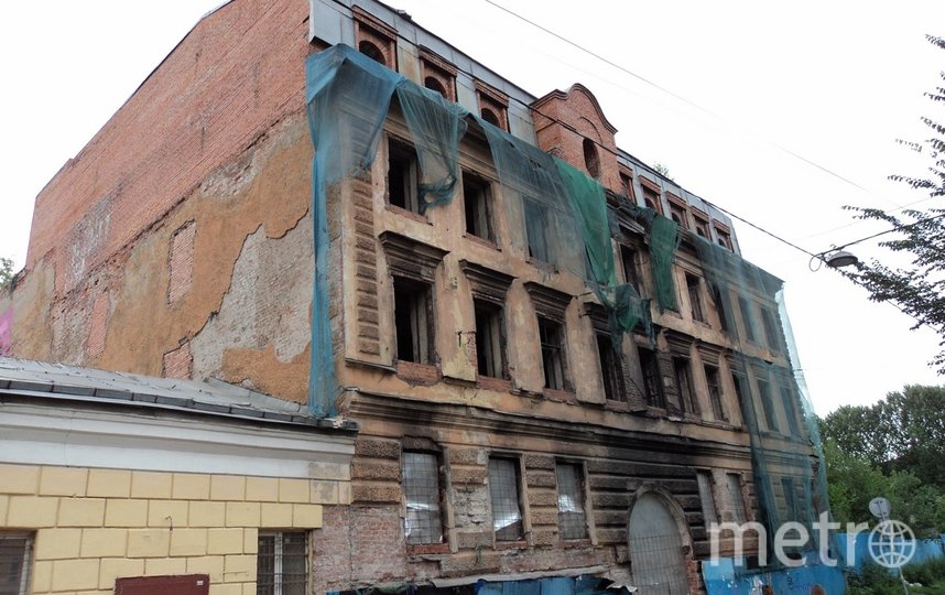Аварийный дом СабаевыхЗамятиных в центре Петербурга продадут на торгах