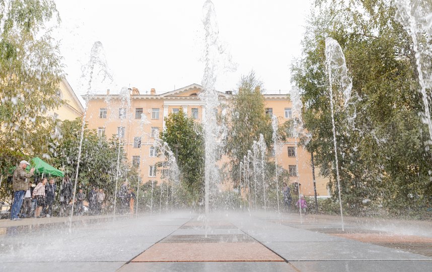 В Петербурге сезон городских фонтанов близится к завершению. Фото gov.spb.ru