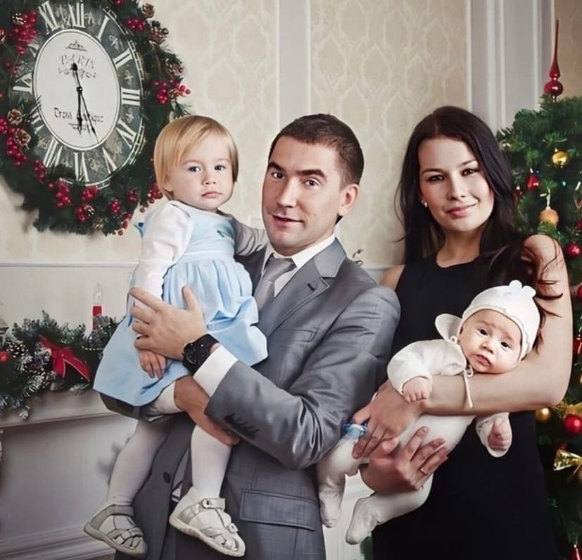 Олег Винник с семьей. Фото Соцсети.