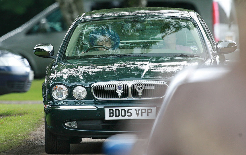 Автомобиль королевы Елизаветы II выставят на торги. Фото Getty