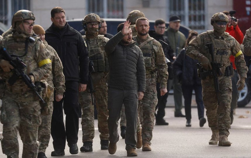 Президент Украины Зеленский приехал в Херсон. Фото соцсети