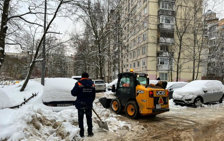 Петербург перейдет на новую систему уборки снега в три этапа. Фото gov.spb.ru 