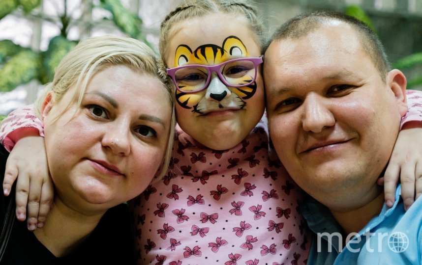 6-летняя Ангелина с родителями. Девочка родилась весом 640 граммов. Фото Алена Бобрович, "Metro"