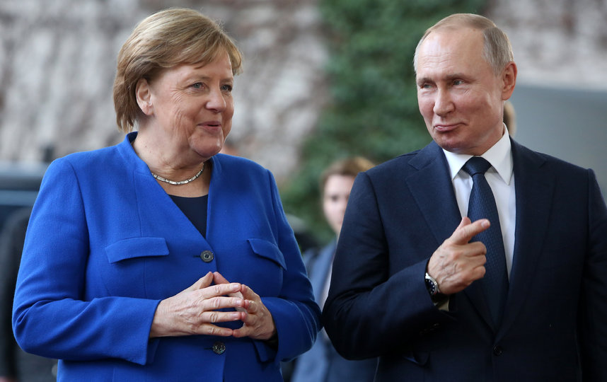 Меркель заявила, что ей не дали наладить диалог с Путиным до ухода с поста канцлера. Фото Getty