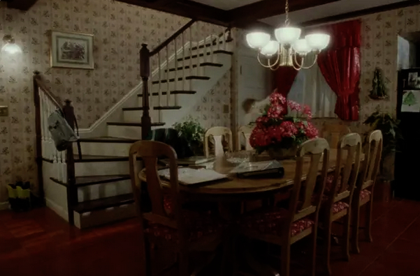 "Один дома" – один из самых атмосферных рождественских фильмов. кадр из фильма. 