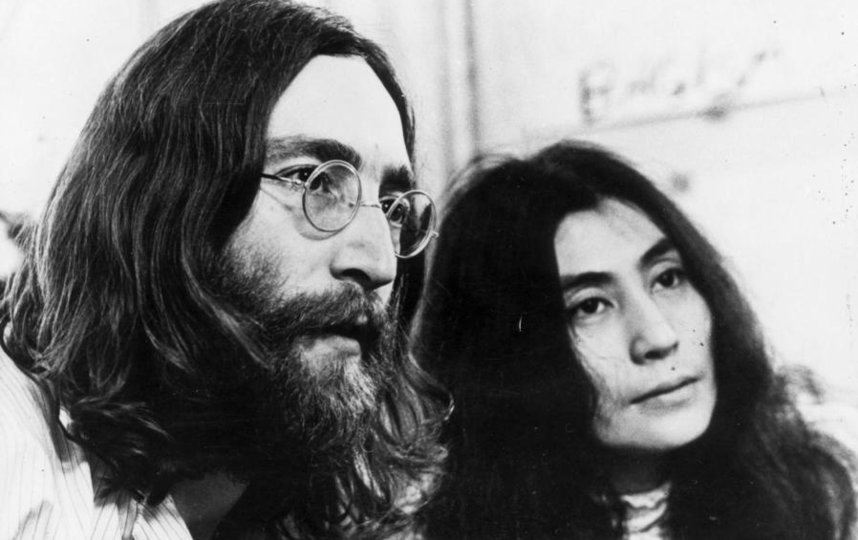 Джон Леннон с женой Йоко Оно. Фото Getty