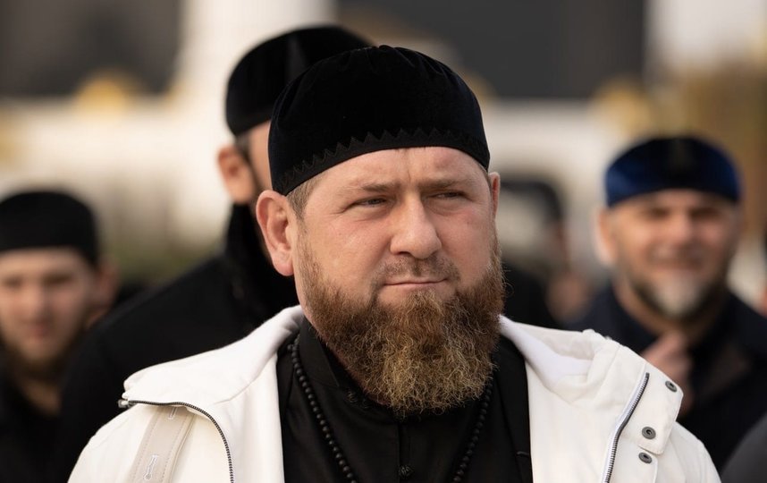 Кадыров пристыдил папу римского за высказывание о чеченцах. Фото vk.com/ramzan