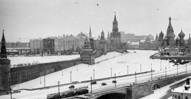 Так выглядел Кремль в новогодние дни 1941 года.