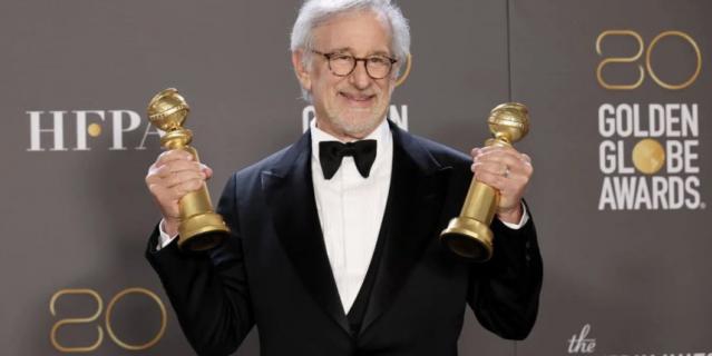 На 80-й церемонии вручения премии "Золотой глобус" Стивен Спилберг получил награду как лучший режиссёр и приз за лучшую драму.
