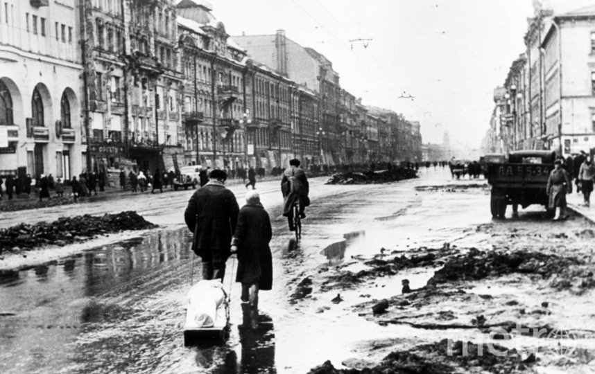 Ветераны получат выплаты к 80-летию со Дня прорыва блокады Ленинграда