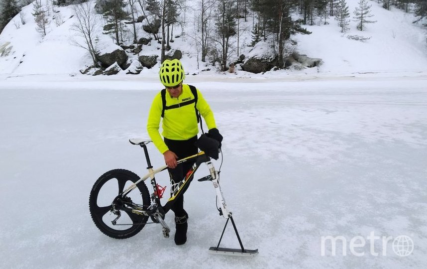 Петербуржец изобрёл необычный велосипед, на котором собирается принять участие в гонке по льду Байкала