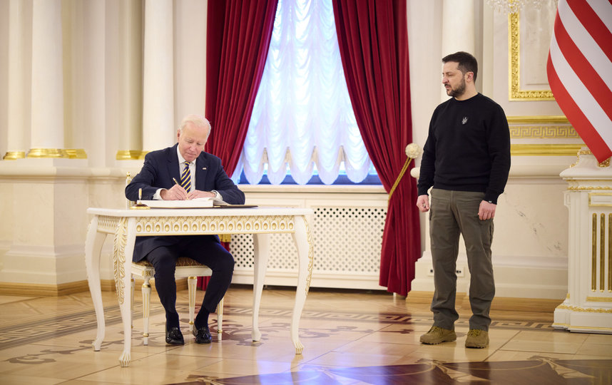 Политолог Денисов назвал последствия визита Байдена в Киев. Фото Getty