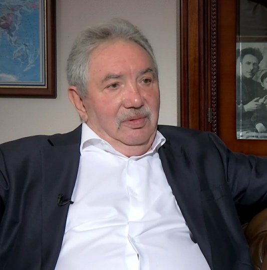 Умер президент Национальной ассоциации телерадиовещателей Эдуард Сагалаев. Фото YouTube-канал Томское время
