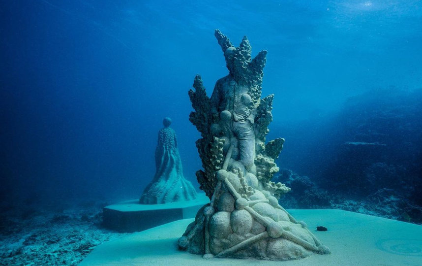           ,        ,      .   underwatersculpture.com
