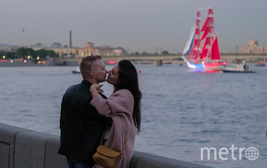 "Алые паруса" настраивают на романтику. Фото Алена Бобрович, "Metro"