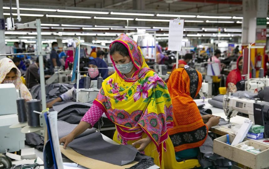 Бангладеш – главный производитель одежды брендов Calvin Klein, Wrangler, H&M, Target, Zara, Tesco, Marks & Spencer, Hugo Boss. Фото Getty