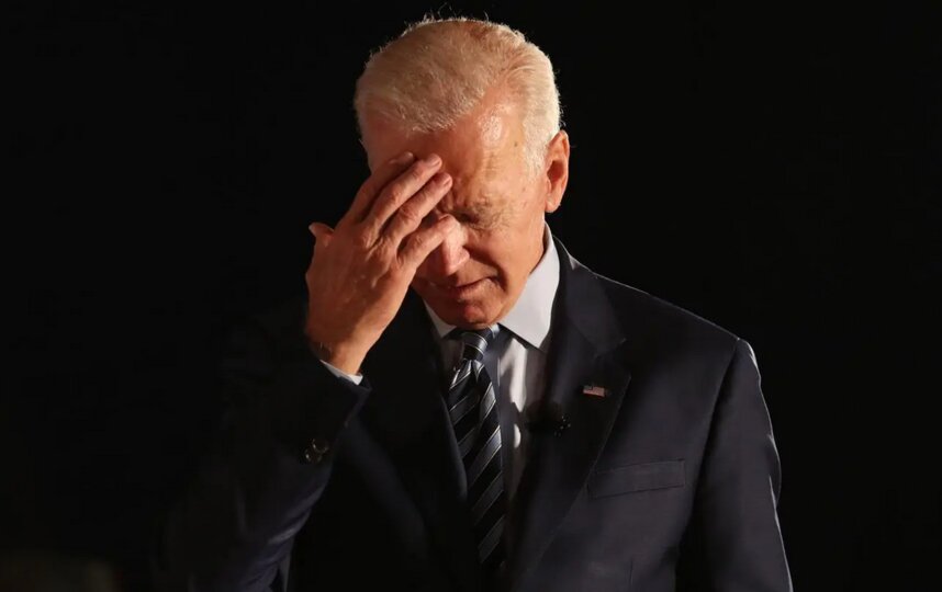 Сейчас Байдену 81 год. Правда, Трамп тоже не мальчик – ему 77. Сейчас Байдену 81 год. Правда, Трамп тоже не мальчик – ему 77.