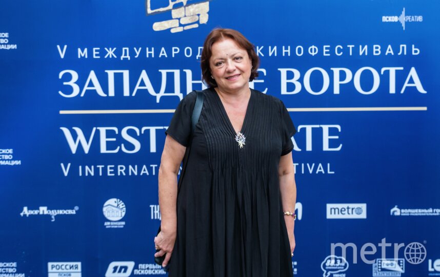 Актриса Елена Цыплакова стала крёстной для зрителя 
