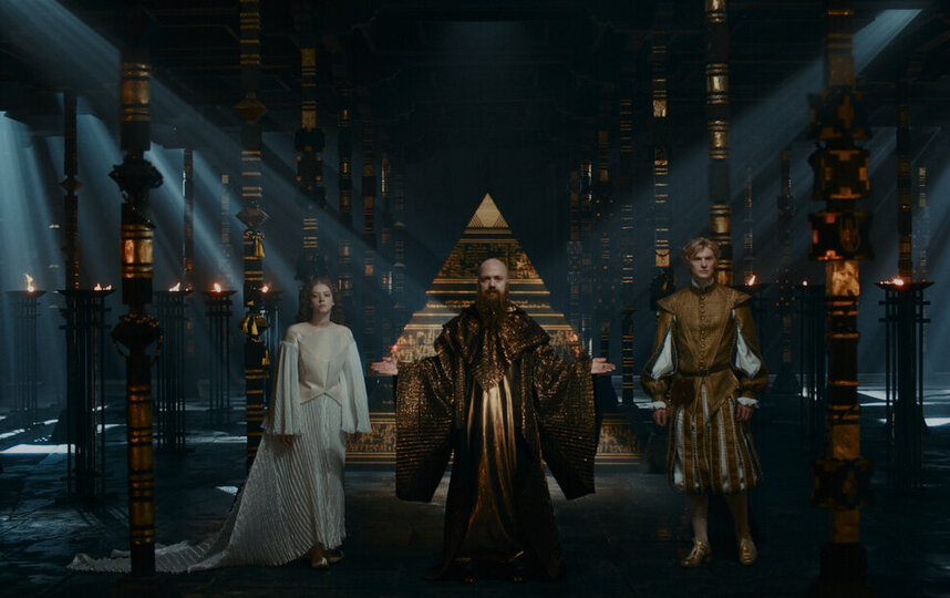 Интриги фэнтезийного мира: о чём рассказывает сериал 