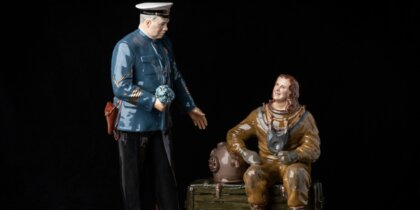 Легендарных флотоводцев создали из фарфора: в Петербурге открывается выставка «Ковчег адмиралов»