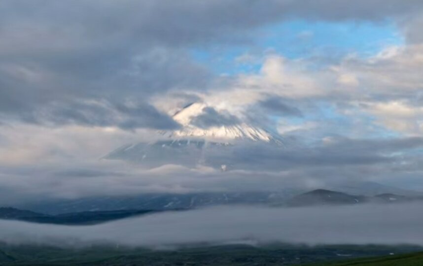 Что известно о распространении вулканического пепла в поселке ключи на Камчатке 6 августа 2025