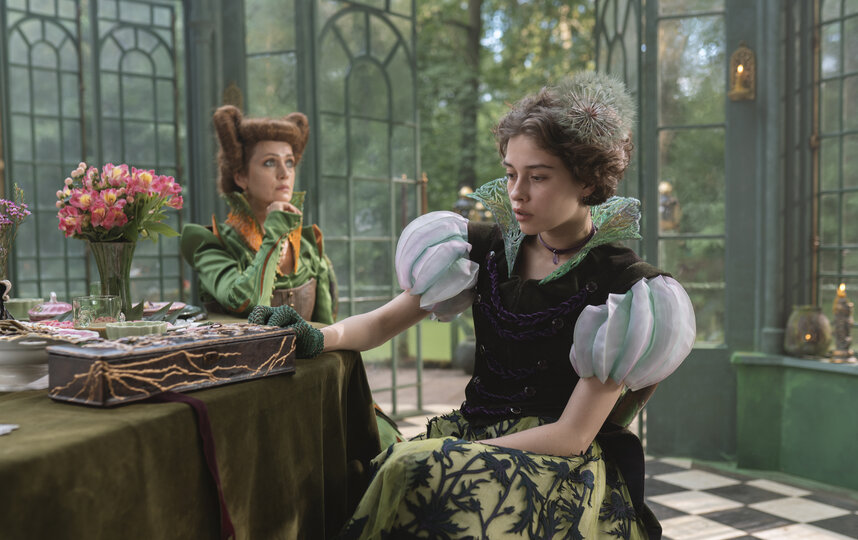 Из Чудо-Юдо в человека: Исакова и Безруков сыграли в новой сказке