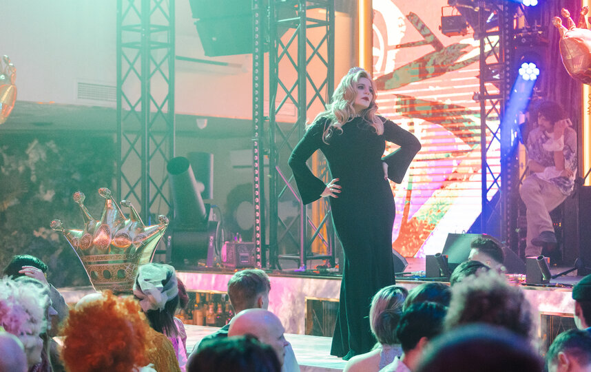 И днём, и ночью: где в Петербурге можно почувствовать себя шальной императрицей