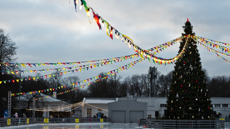 В Петербурге начнет работу каток на территории Музея железных дорог России 12 декабря
