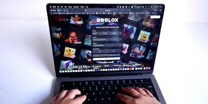     Roblox