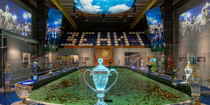 " . 100  ":       11 