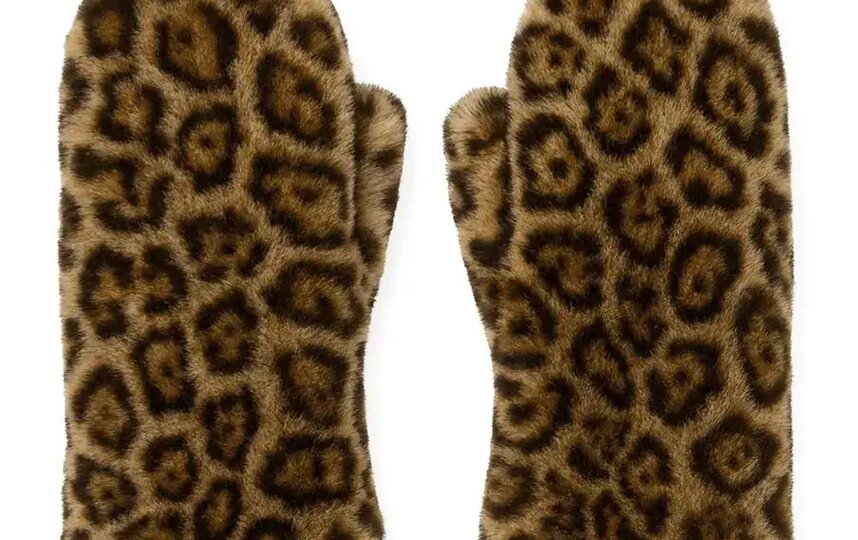 ������� �� ������� Only Me (3980 ���.)