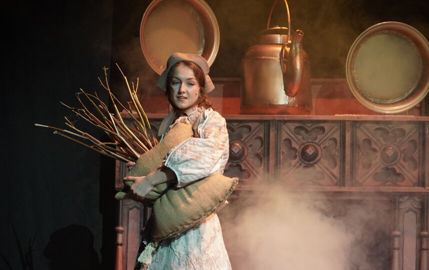 Золушка, Синяя птица, пальмы и сказки Пушкина помогут отдохнуть на каникулах