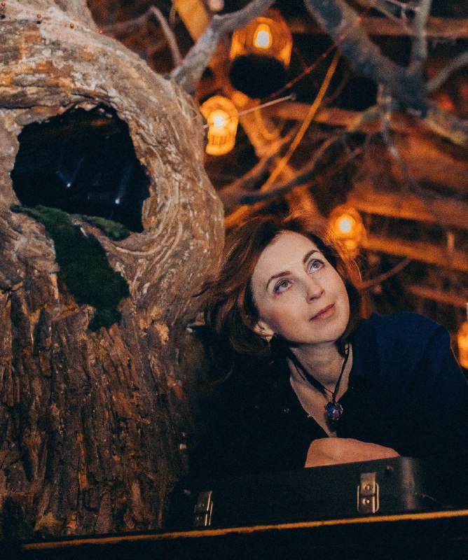 Писательница Лада Кутузова рассказала о своем творчестве в интервью