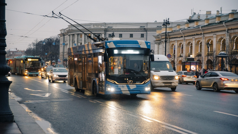 Электротранспорт Петербурга перейдет на особый график работы в праздники