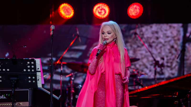 Освободите жилое помещение: стал известен порядок выселения Долиной приставами