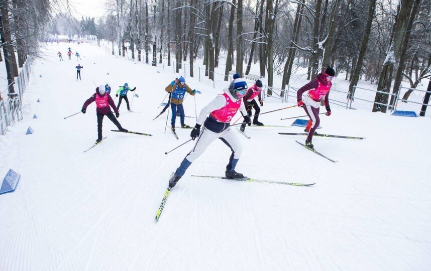 Лыжная трасса открылась в Приморском парке Победы