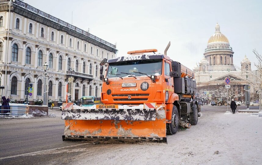 В Петербурге сдвинули сроки уборки снега до 15 января