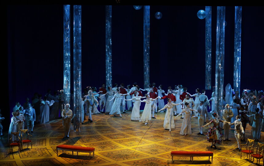 ����� � ���