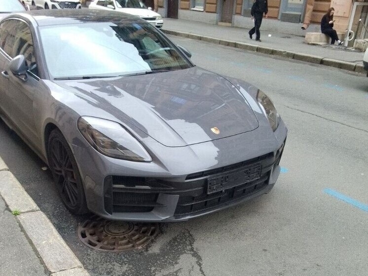 В Петербурге в прошлом году 17 528 машин без номеров отвезли на штрафстоянку