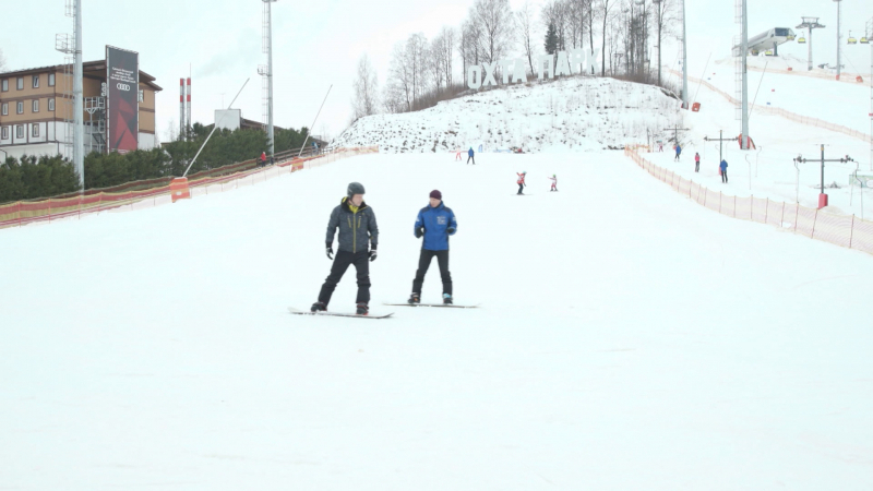 Исследование показало, что 33% петербуржцев регулярно катаются на сноуборде