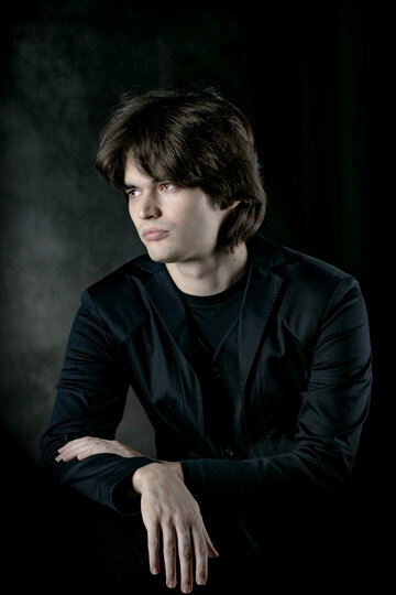 Петербуржцев приглашают на медиаконцерт пианиста Ильи Папояна