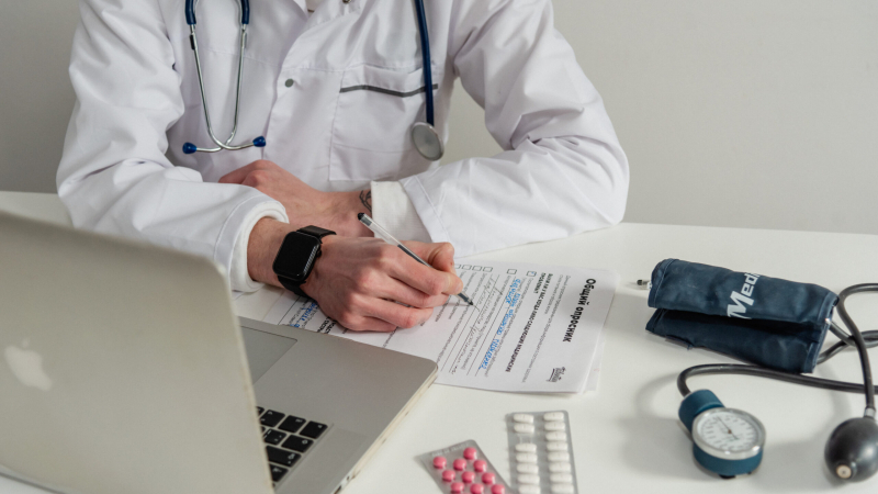 Порядок выдачи больничных в России планируют изменить