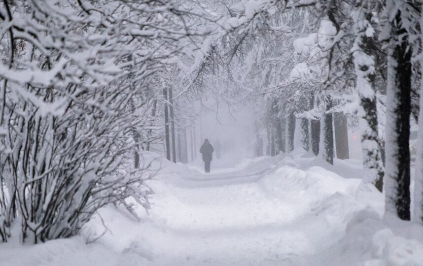 МЧС предупреждает: 4 марта в Петербурге ожидаются мокрый снег, гололед и сильный ветер